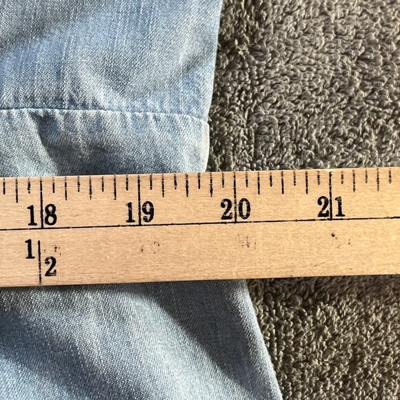 Gap Mini Dress Womens 20 Blue Denim Light Wash Babydoll‎ Smocked Sleeveless Boho - Picture 8 of 9